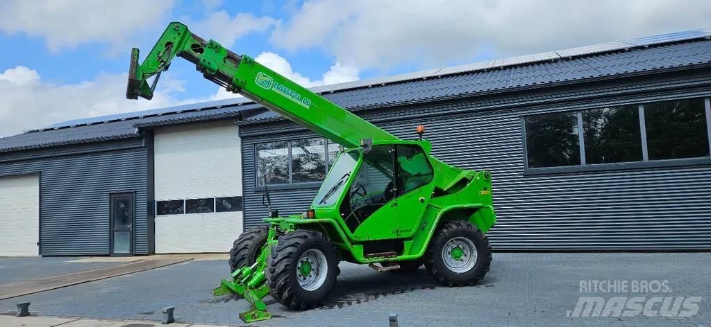 Merlo P40.14 伸缩臂叉装车|叉装车