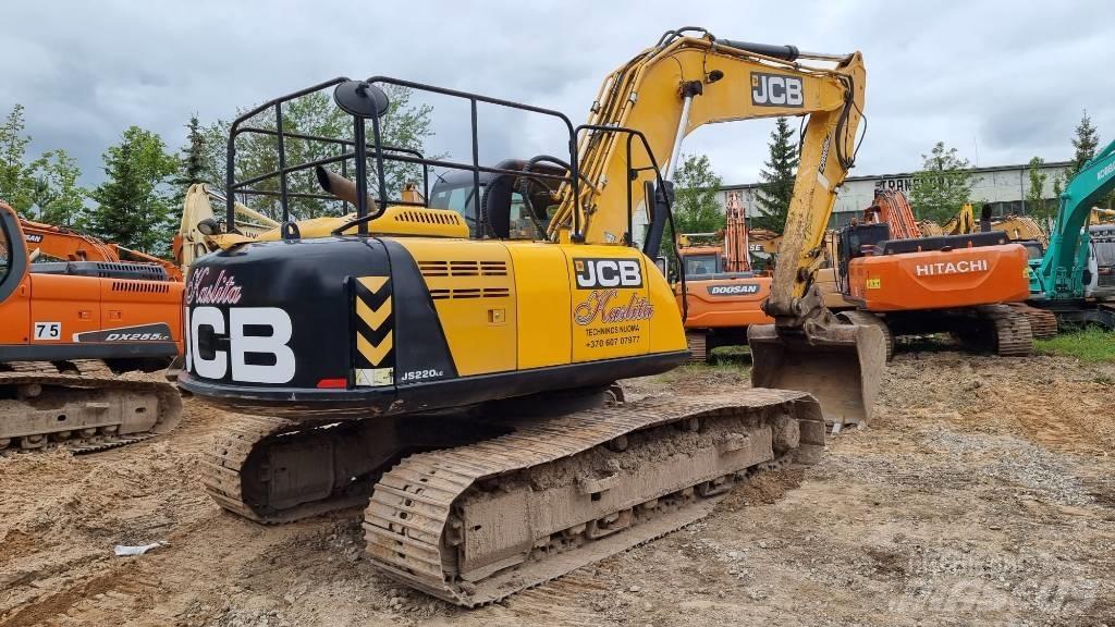 JCB JS 220 LC 履带挖掘机