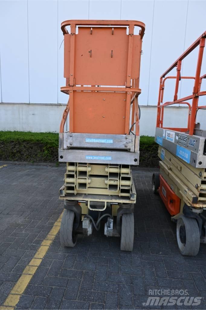 JLG 2030 ES 剪叉式升降机