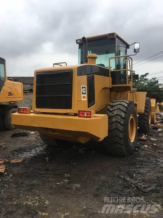 CAT 966H 轮式装载机