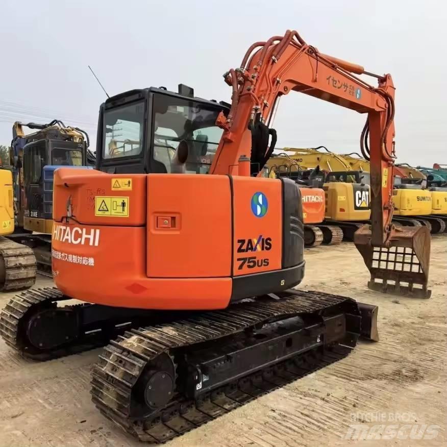 Hitachi ZX 75 US 中型挖掘机