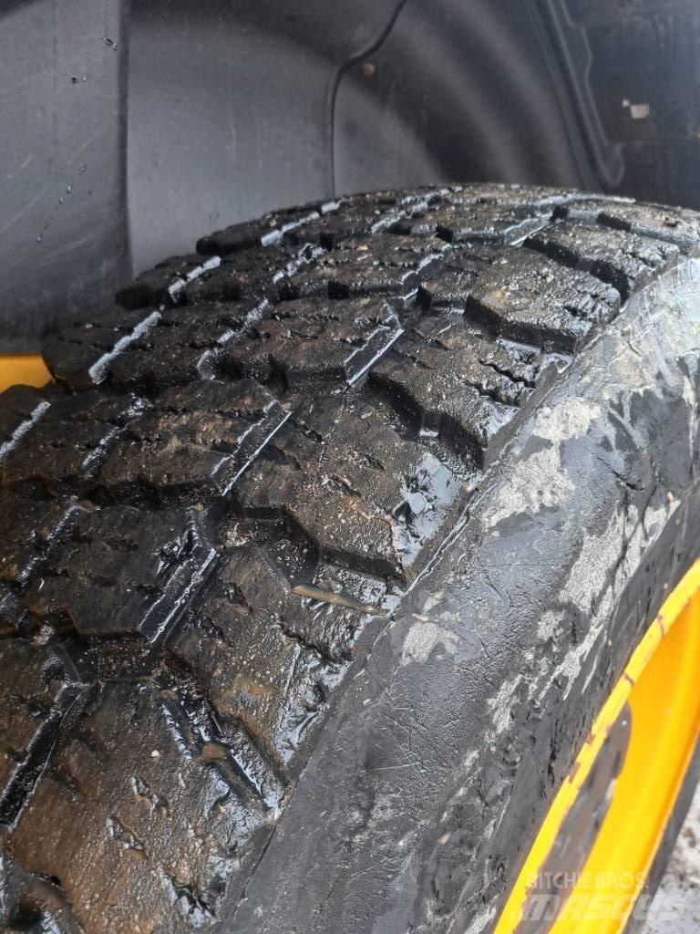 JCB 417 HT 轮式装载机