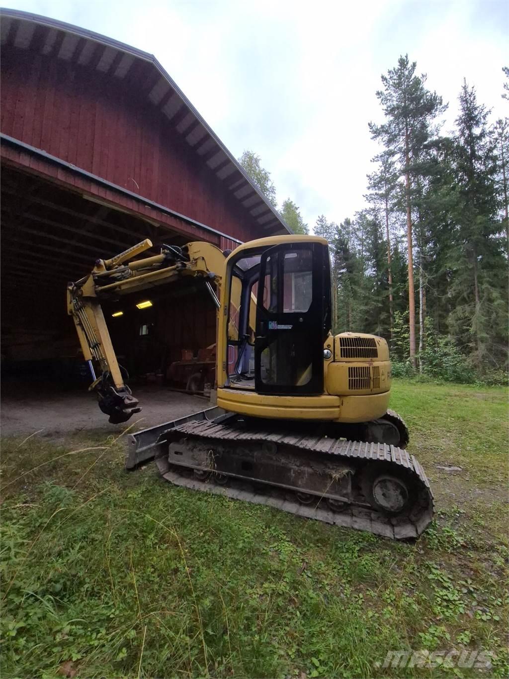 Komatsu PC75 UU 履带挖掘机