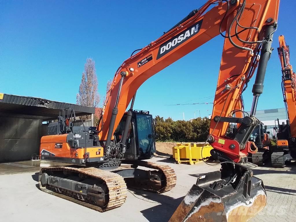 Doosan DX300LC-7 K 履带挖掘机