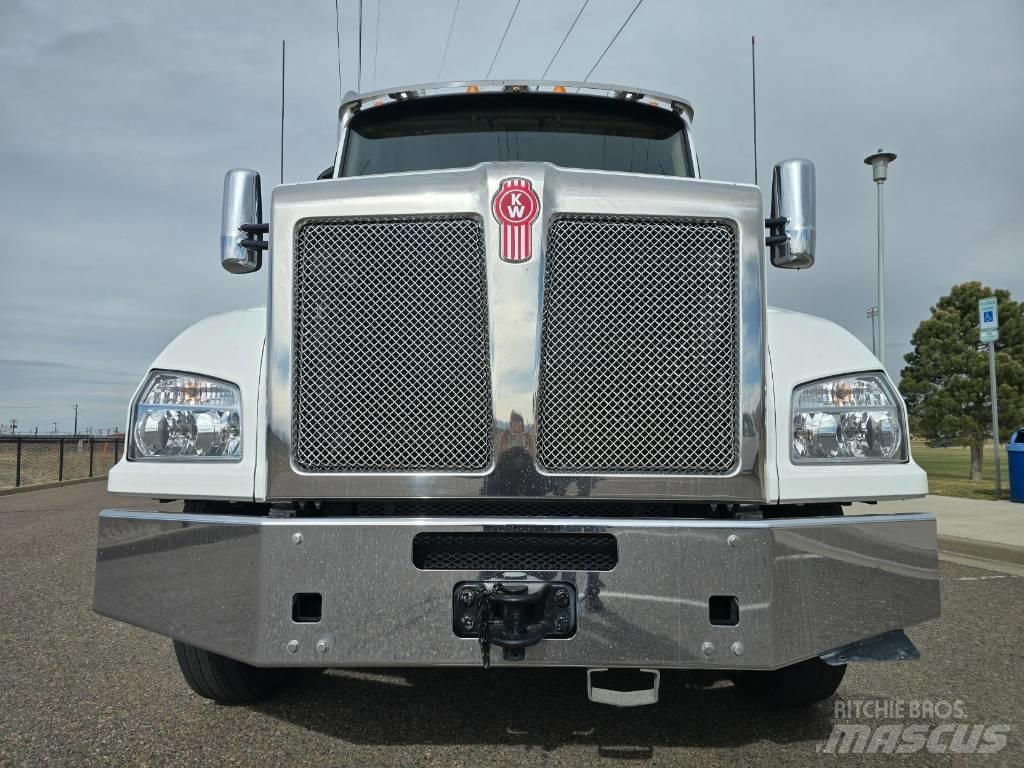 Kenworth T 880 自卸式货车