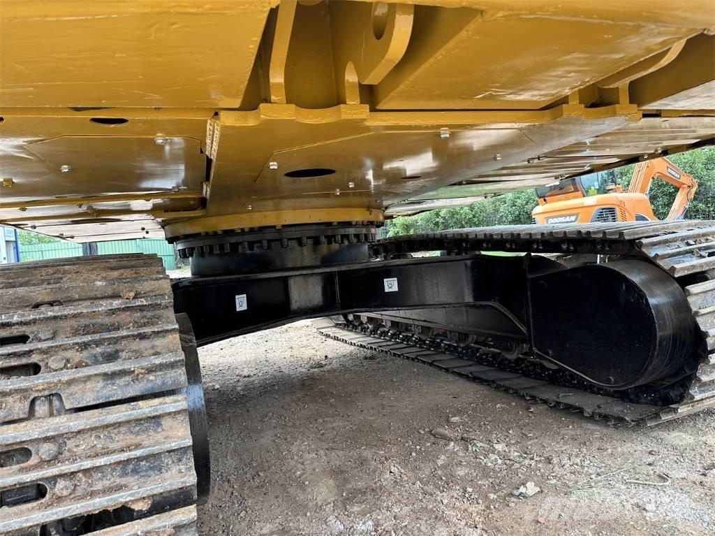 CAT 320D 履带挖掘机