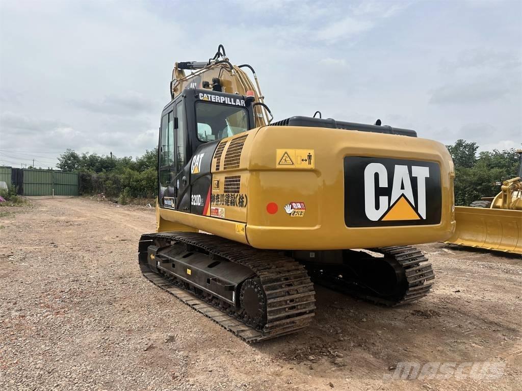 CAT 320D 履带挖掘机