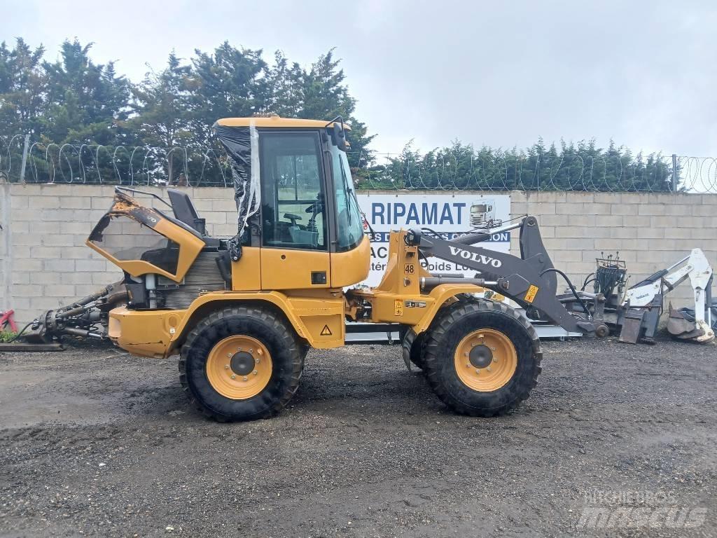 Volvo L 30 G 轮式装载机