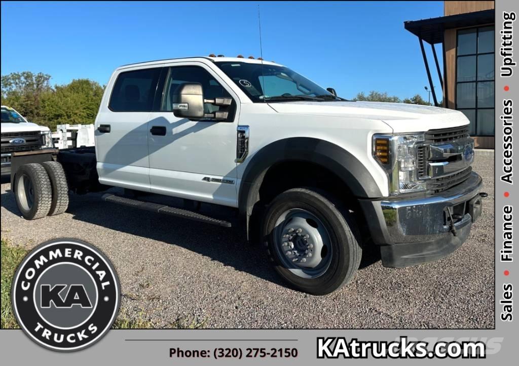 Ford F 550 XLT SD 平板车