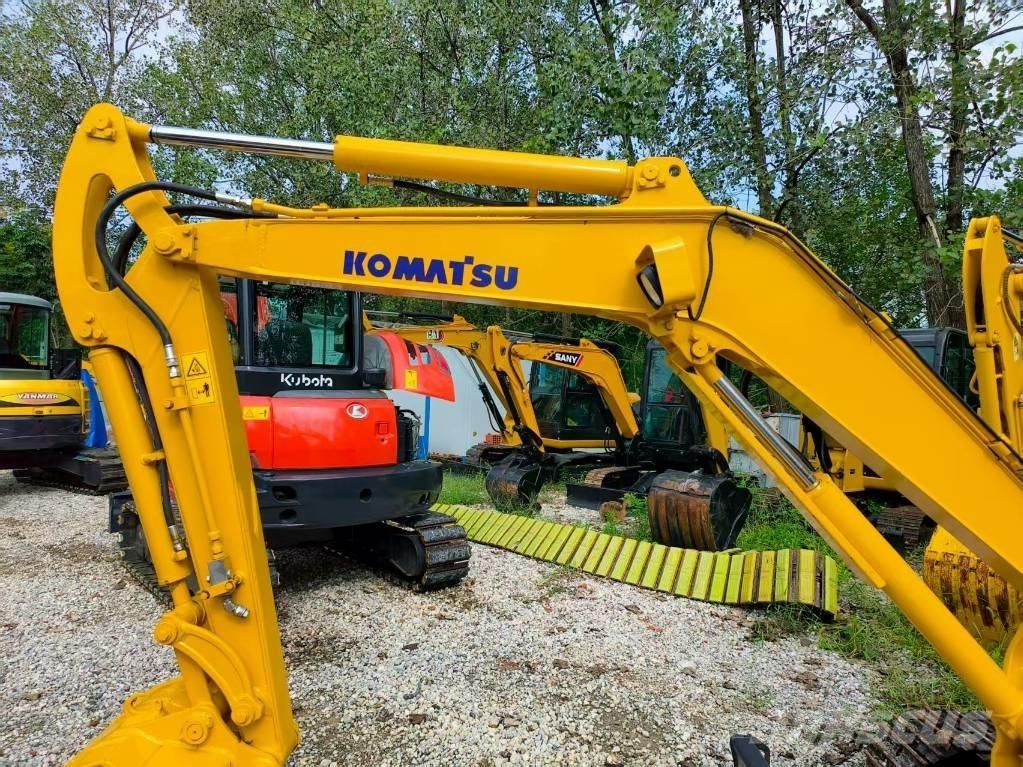 Komatsu PC 35 MR 小型挖掘机