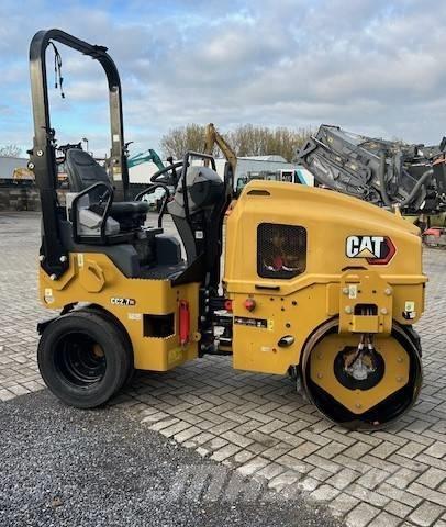 CAT CC 2.7 GC 土壤压实机