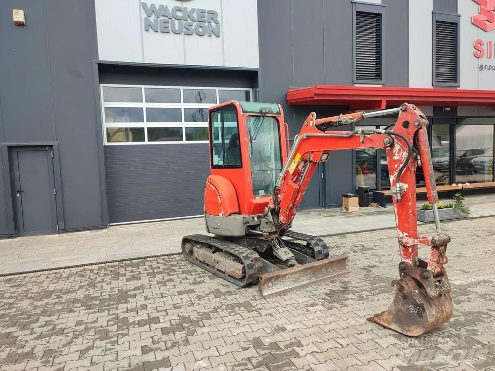 Yanmar Vio 25-4 小型挖掘机