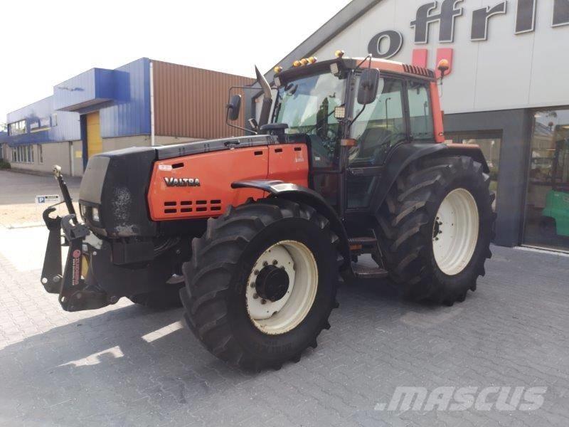 Valtra 8400 拖拉机/农用车