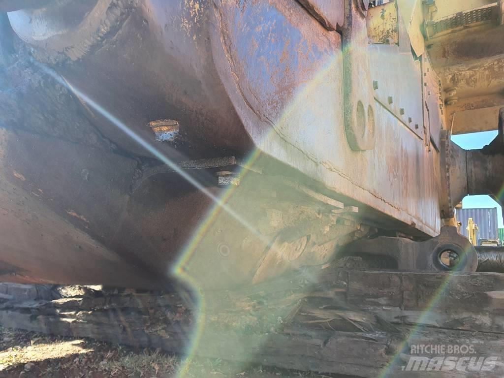 CAT D 11 R 履带式推土机