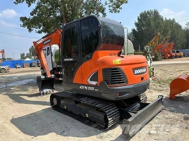 Doosan DX55 小型挖掘机
