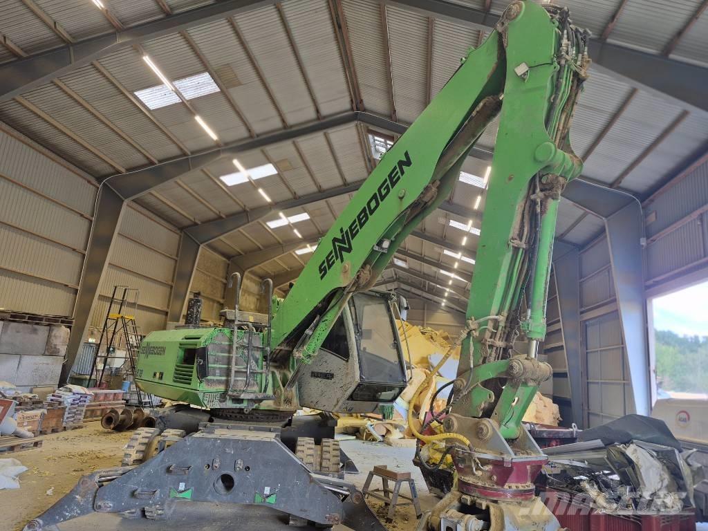 Sennebogen 818 工业挖掘机