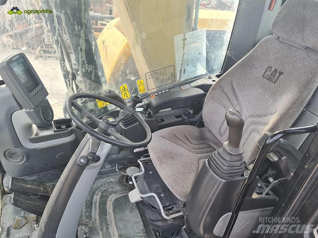 CAT M 315 D 轮式挖掘机