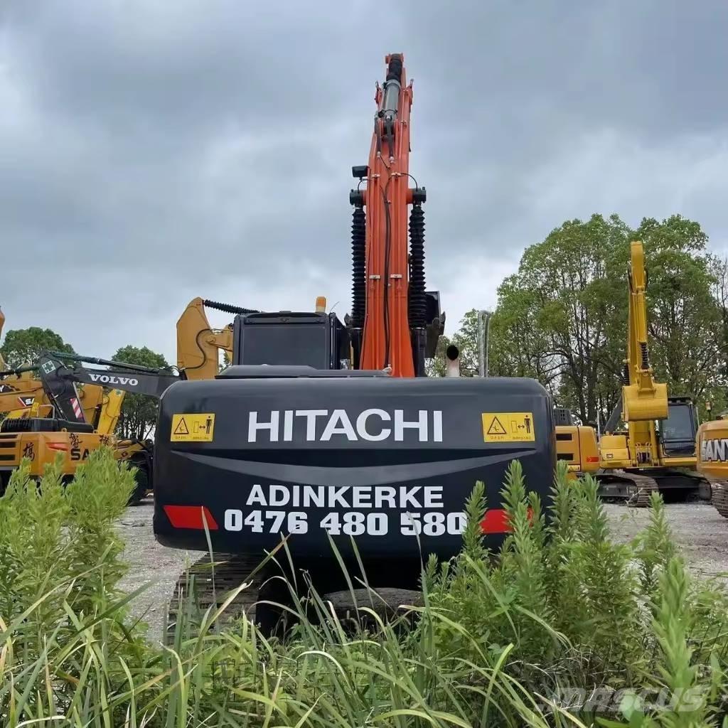 Hitachi ZX 200 履带挖掘机