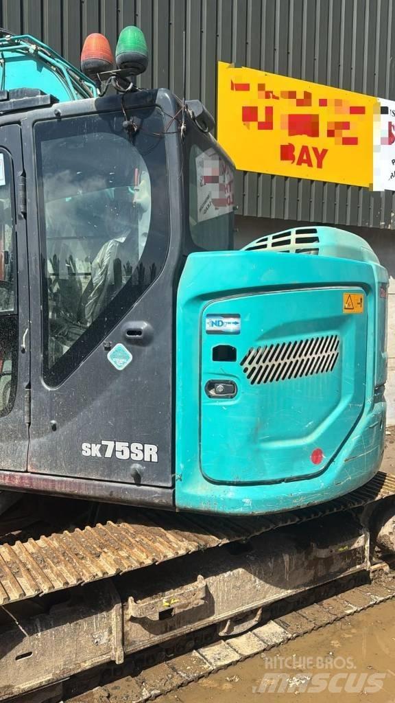 Kobelco SK 75 SR 中型挖掘机