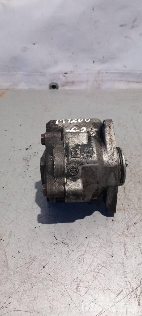 MAN TGA    81471016136 液压
