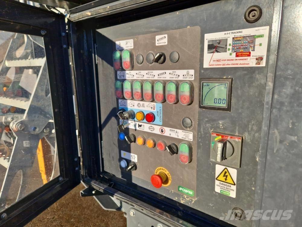 Barford 750J RS 移动式破碎机