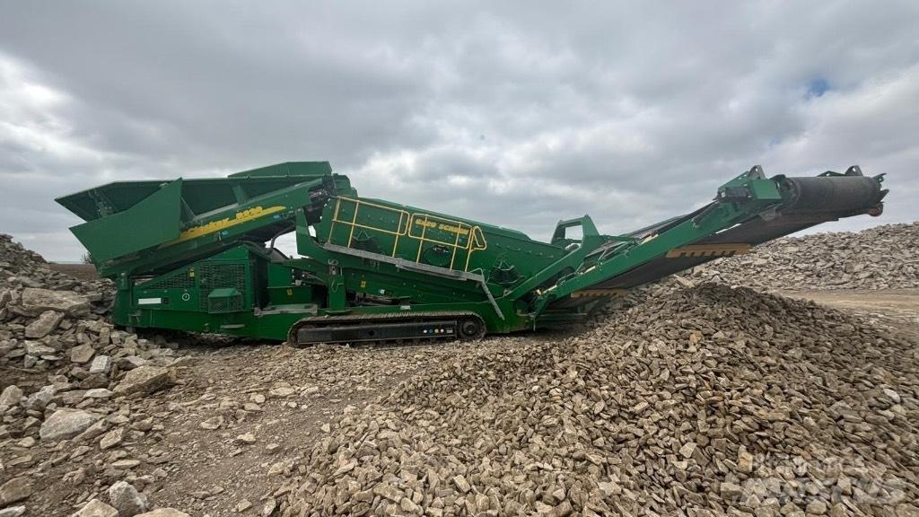 McCloskey R230 振动筛