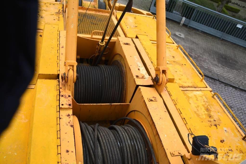 Liebherr HS 841 HD 履带起重机