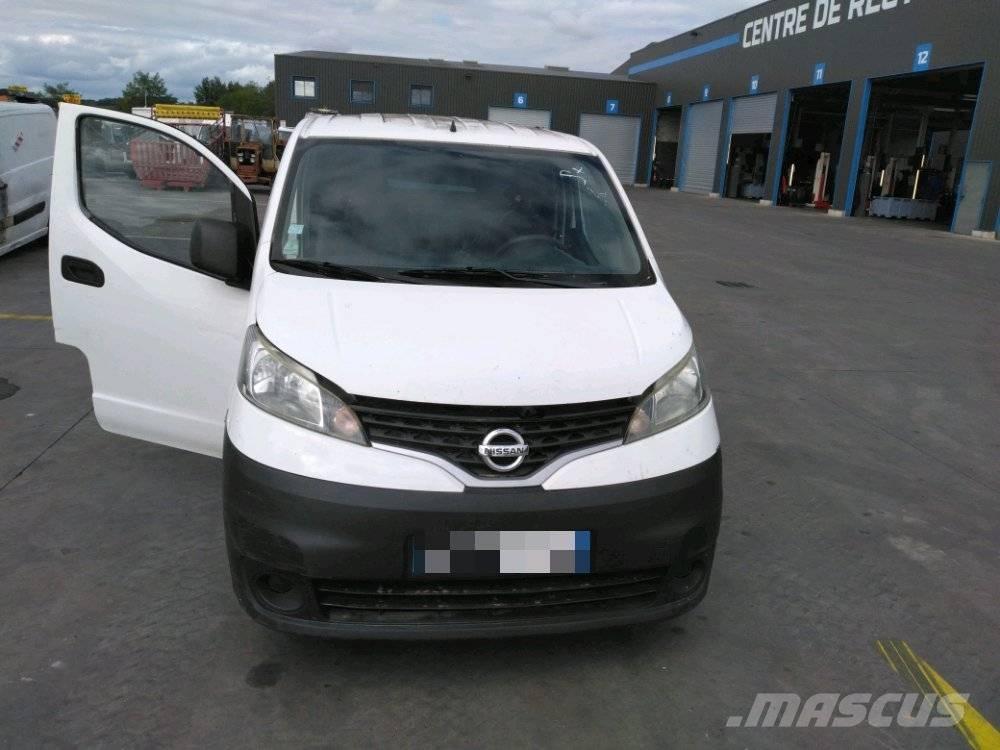 Nissan NV 200 大型面包车