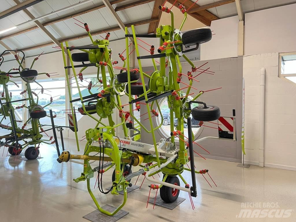 CLAAS Volto 900 犁耙和摊草机