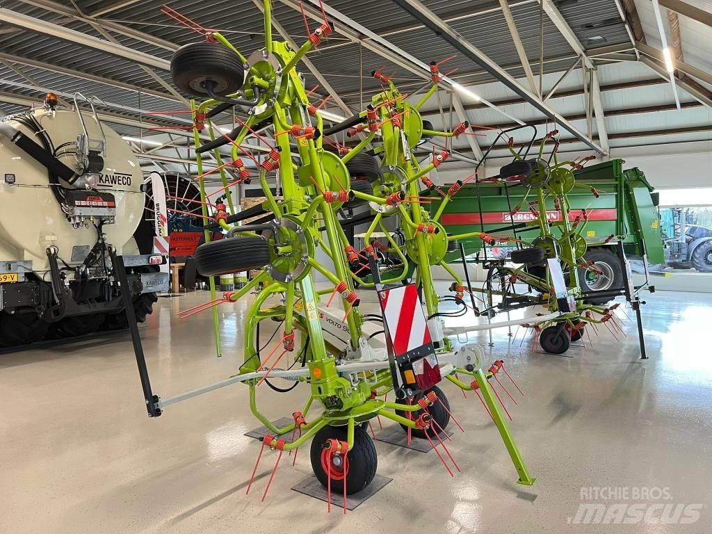 CLAAS Volto 900 犁耙和摊草机