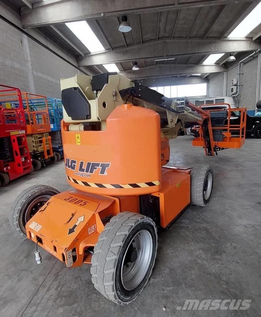 JLG E 450 AJ 曲臂高空工作平台