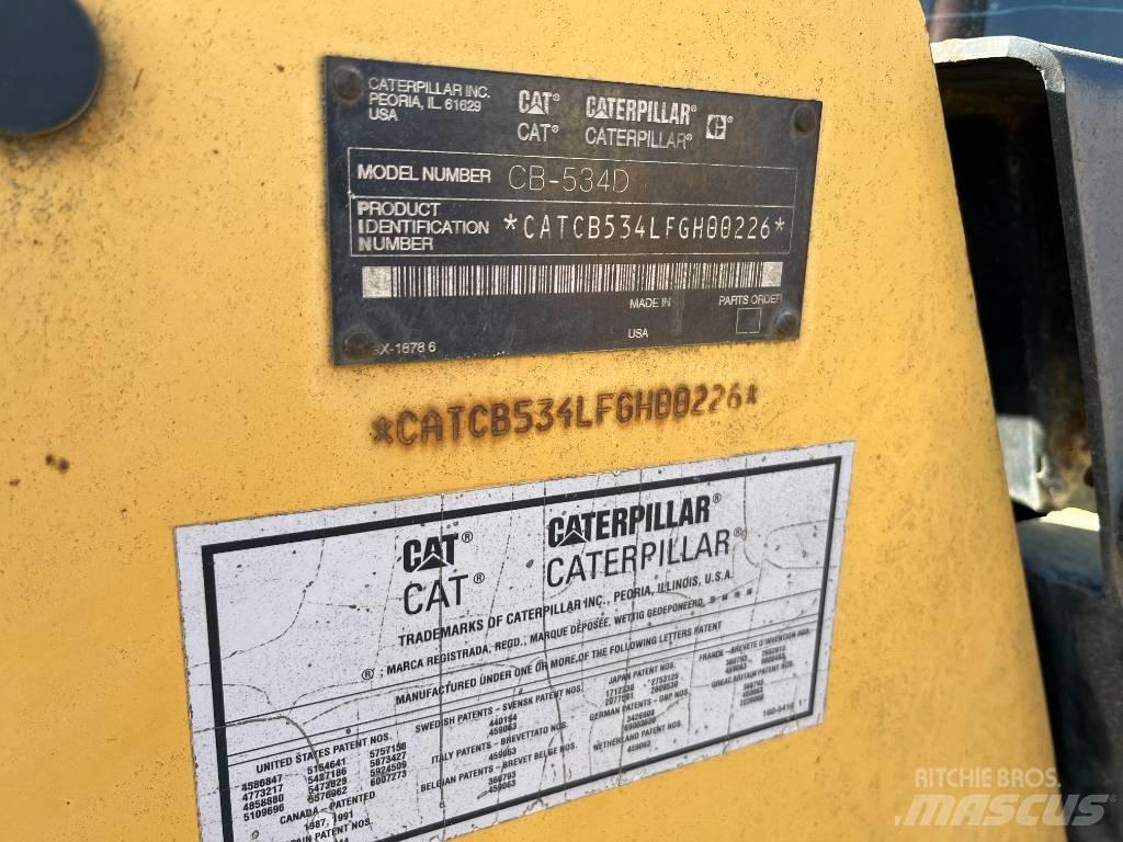 CAT CB 534 D 双轮压路机