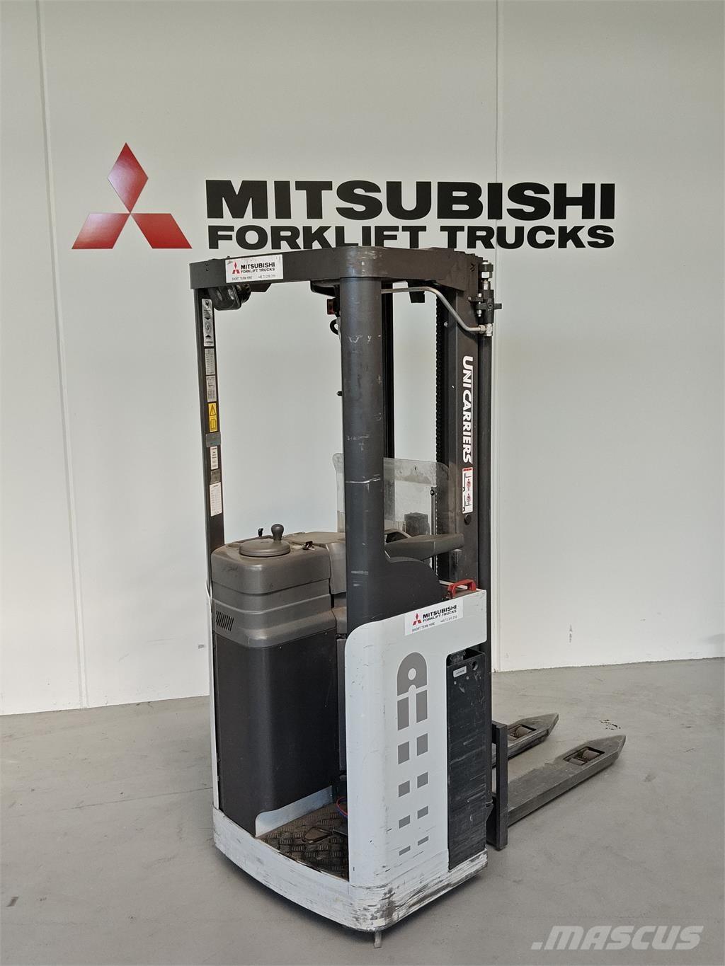 Atlet AJN160 行走式堆垛机