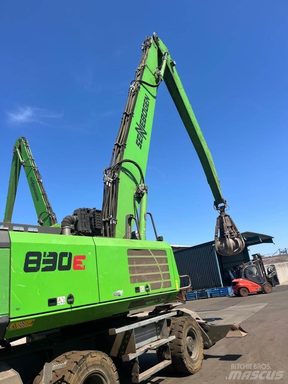Sennebogen 830E 轮式挖掘机