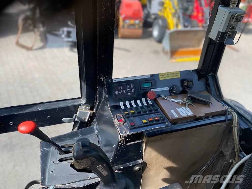 John Deere 6400 林业拖拉机