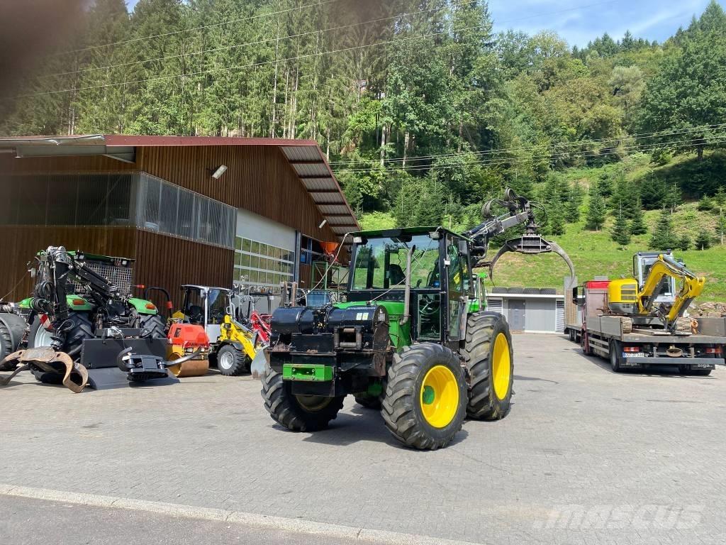 John Deere 6400 林业拖拉机