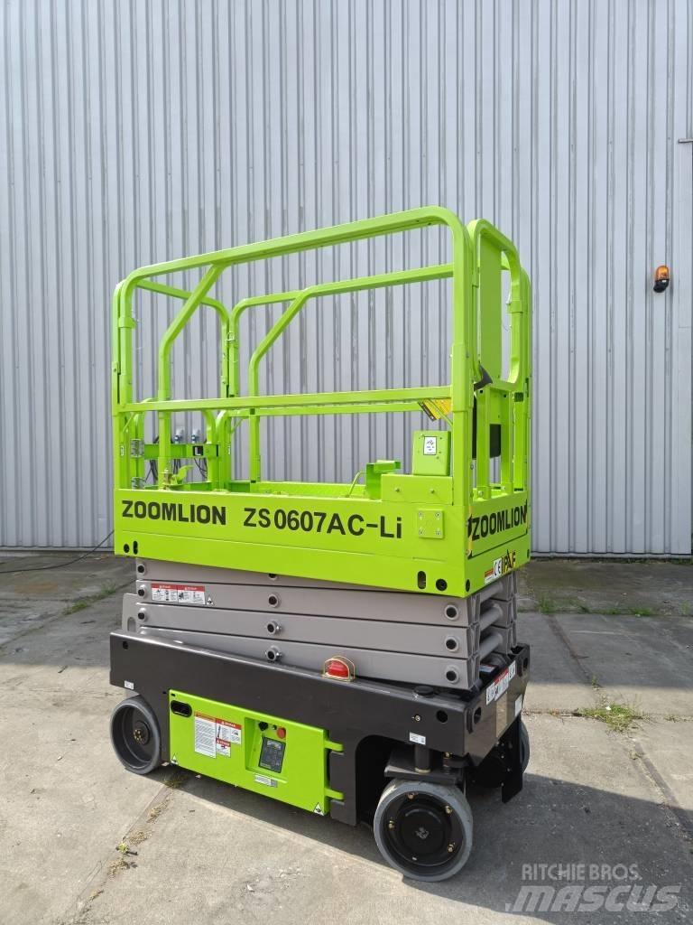 Zoomlion ZS0607AC-LI 剪叉式升降机