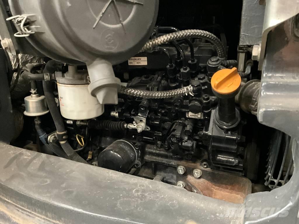 Komatsu PC 55 MR-3 小型挖掘机