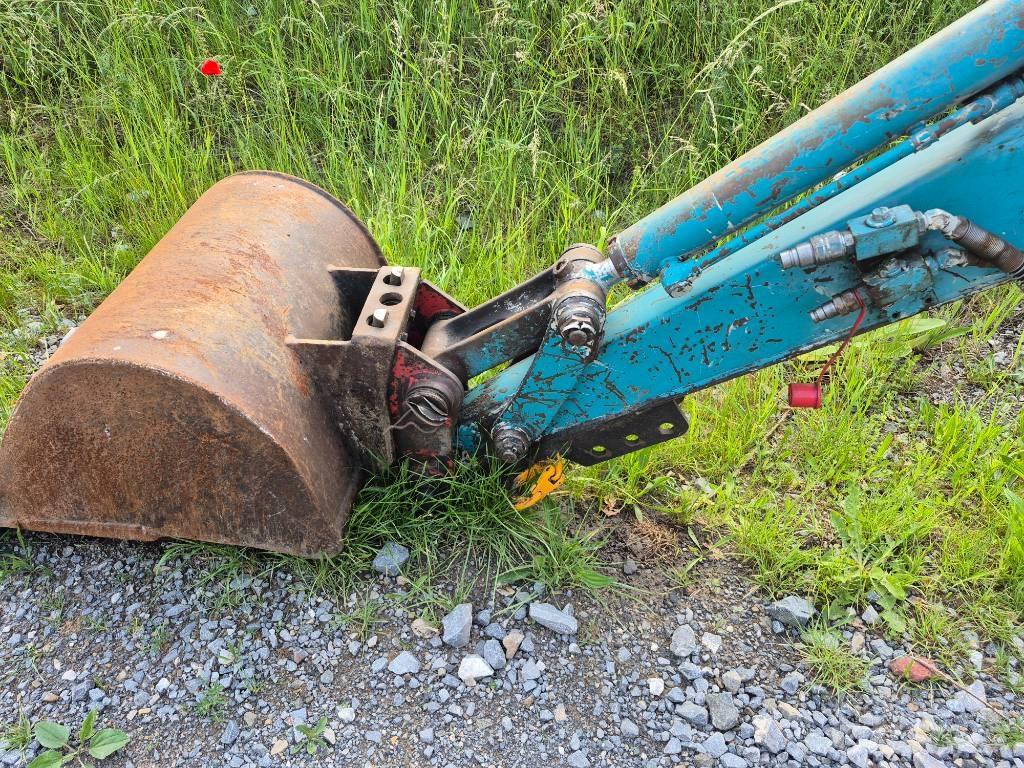Takeuchi TB 235 小型挖掘机