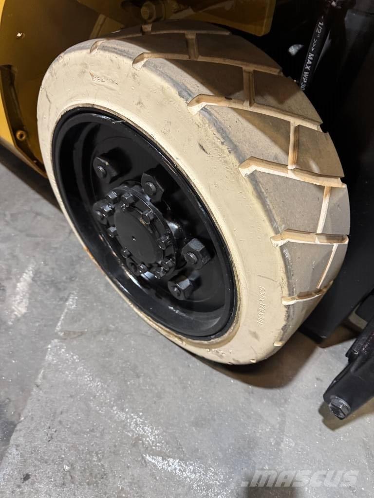 CAT FGC25N 其他叉车