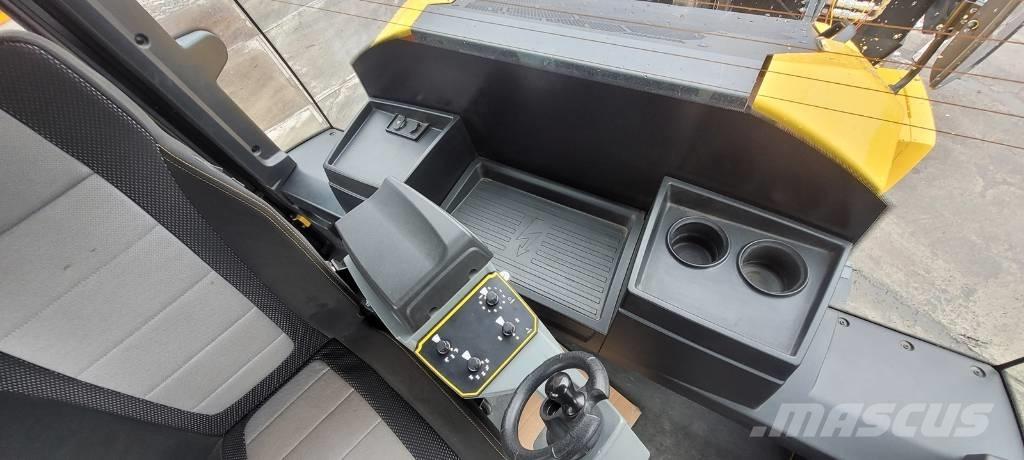 Bomag BW 174 AP-5 AM 双轮压路机