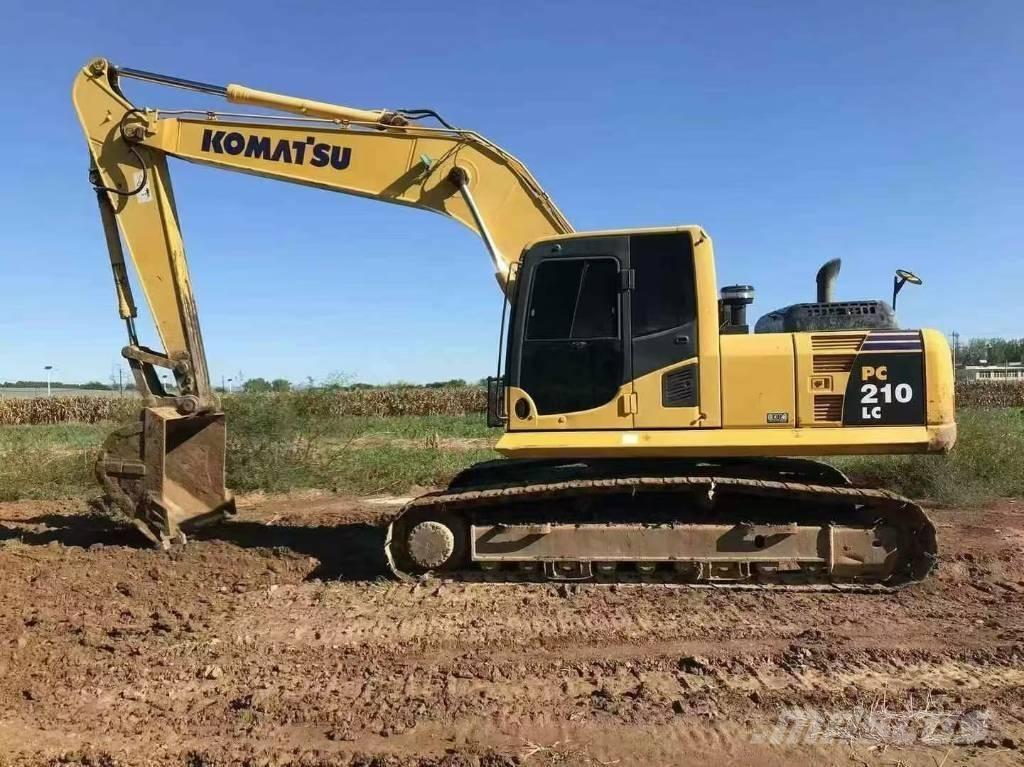 Komatsu PC 210 履带挖掘机