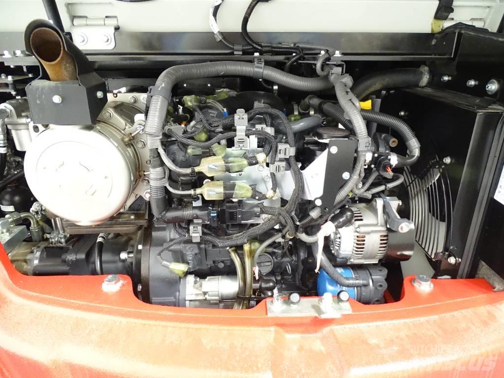 Kubota TB370 小型挖掘机