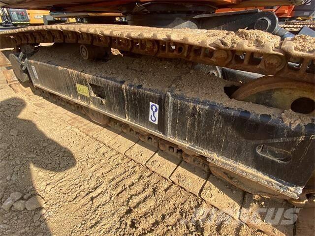 Doosan DX80 中型挖掘机