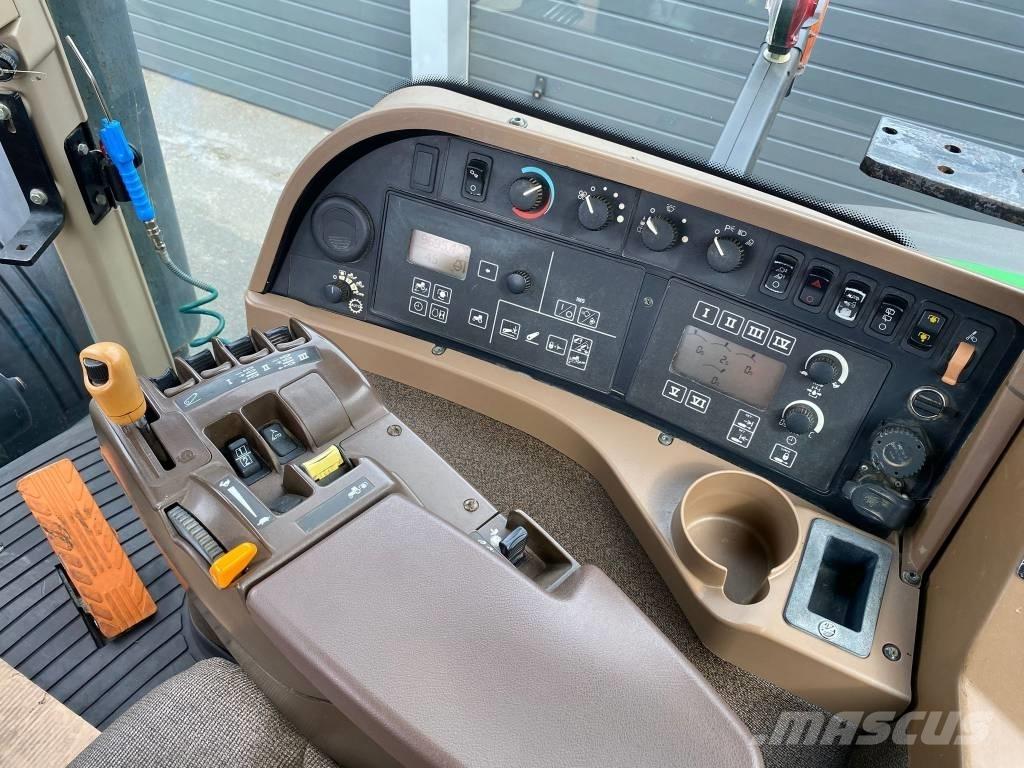 John Deere 8230 ILS 拖拉机/农用车