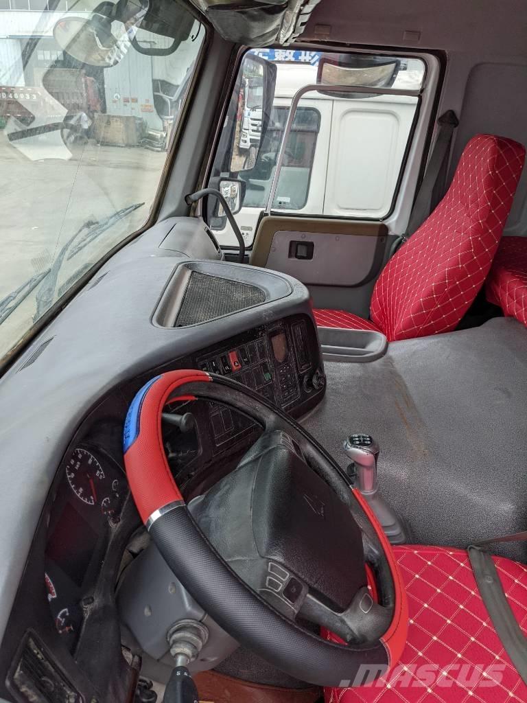 Howo 375 8x4 自卸式货车