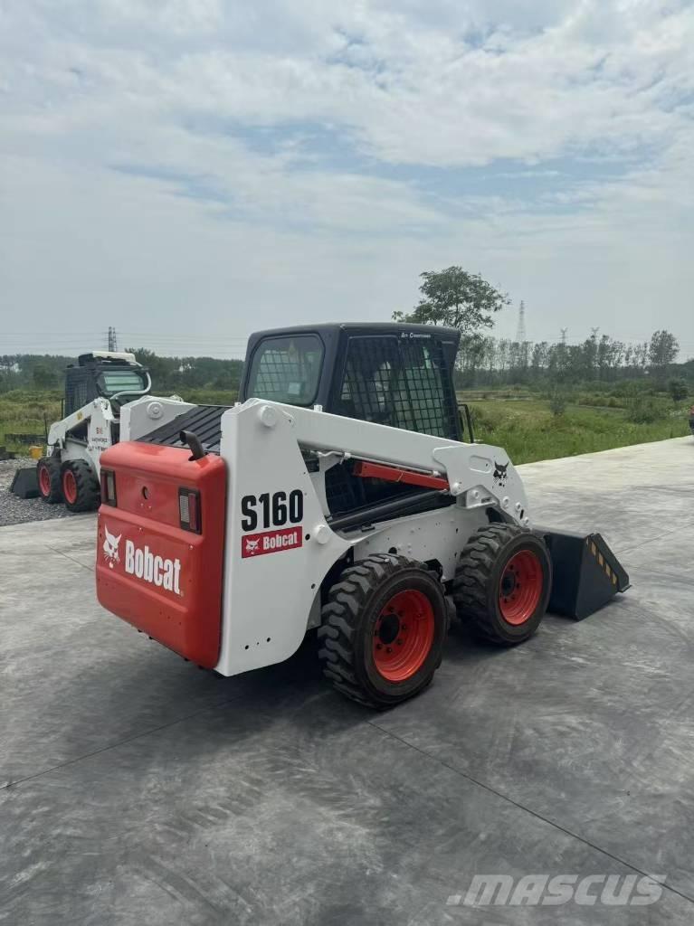 Bobcat S 160 滑移装载机