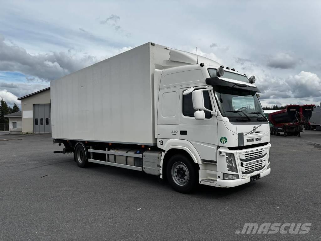 Volvo FM 330 厢式货车