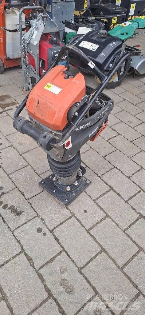 Husqvarna LT 6005 匝道机