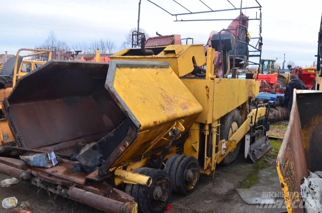 Demag DF 100 P 沥青摊铺机